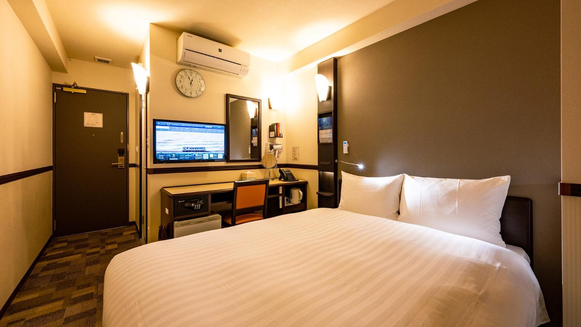 Toyoko Eki Higashi Guchi Hotel